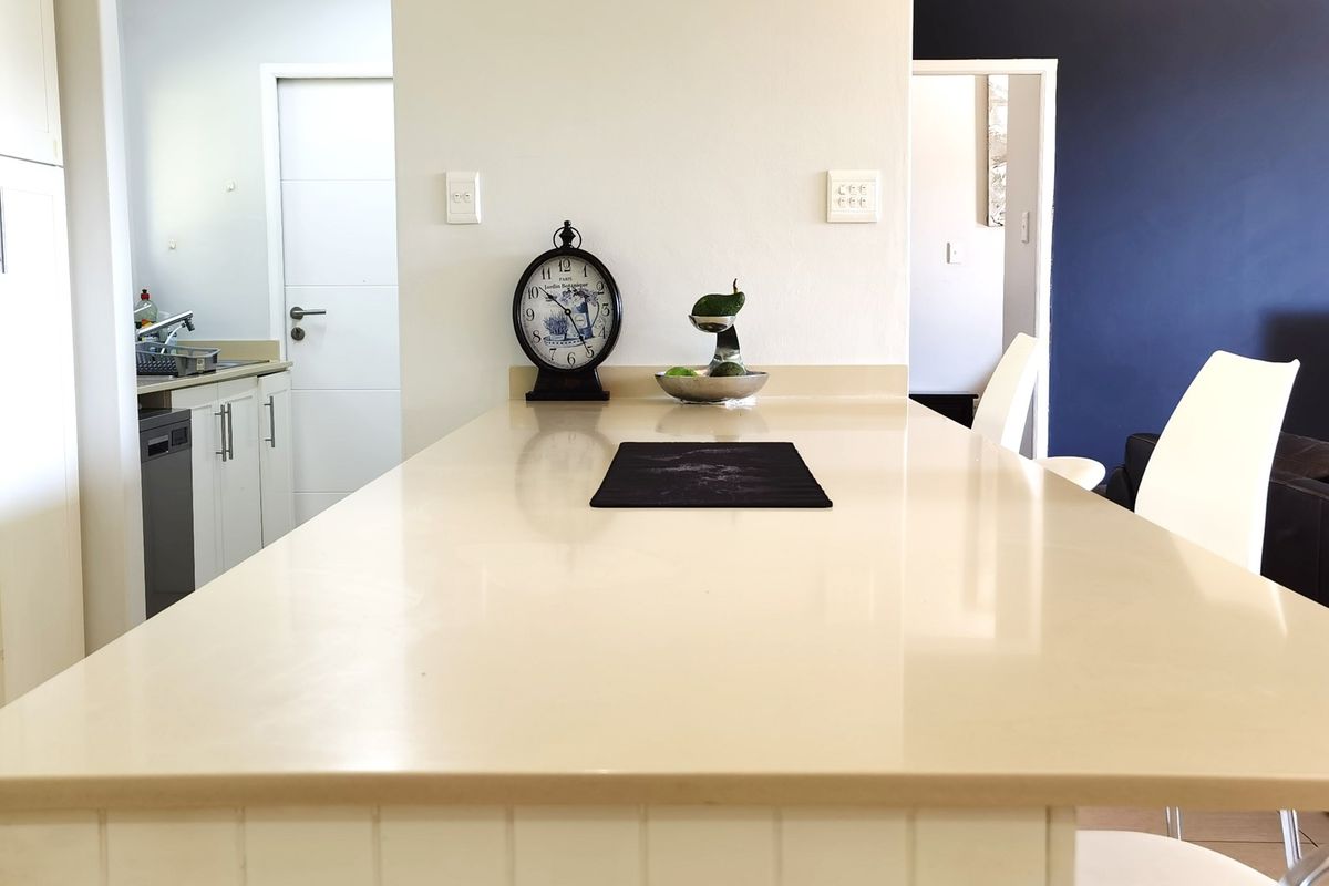 Immaculate 2 Bedroom Townhouse, Wembley, Pietermartizburg - Photo 2