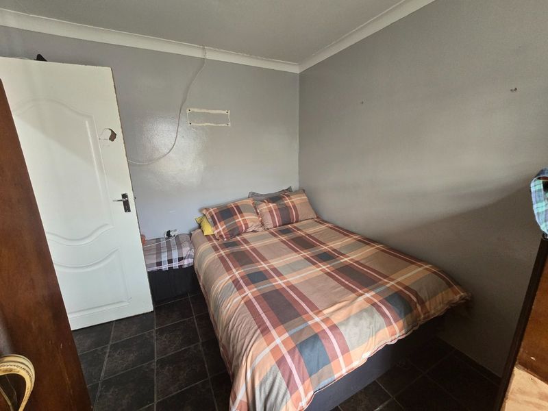 Two bedroom starter home with nutec - Photo 5