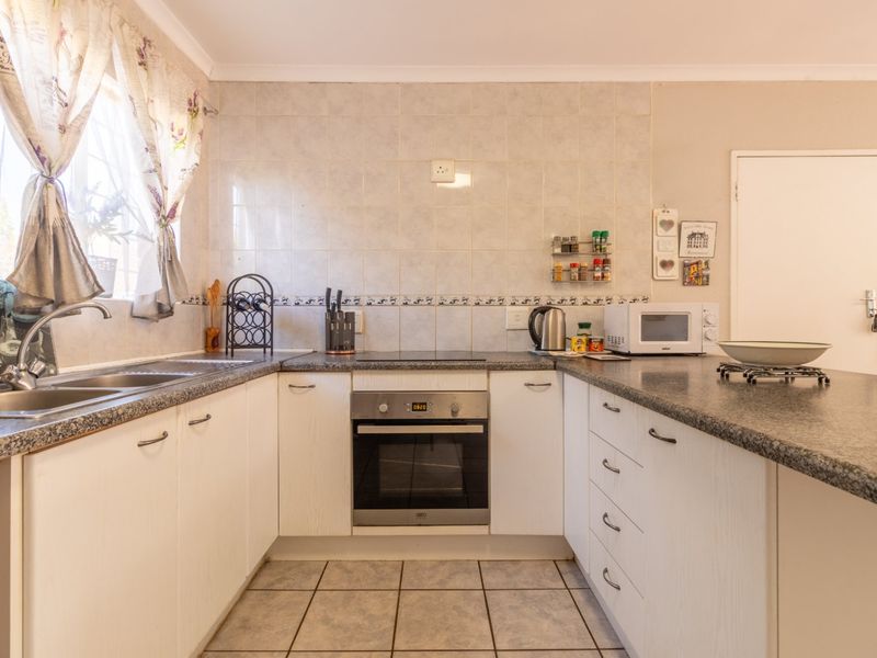 New Listing - 3Beds 2 Baths Simplex - Photo 10