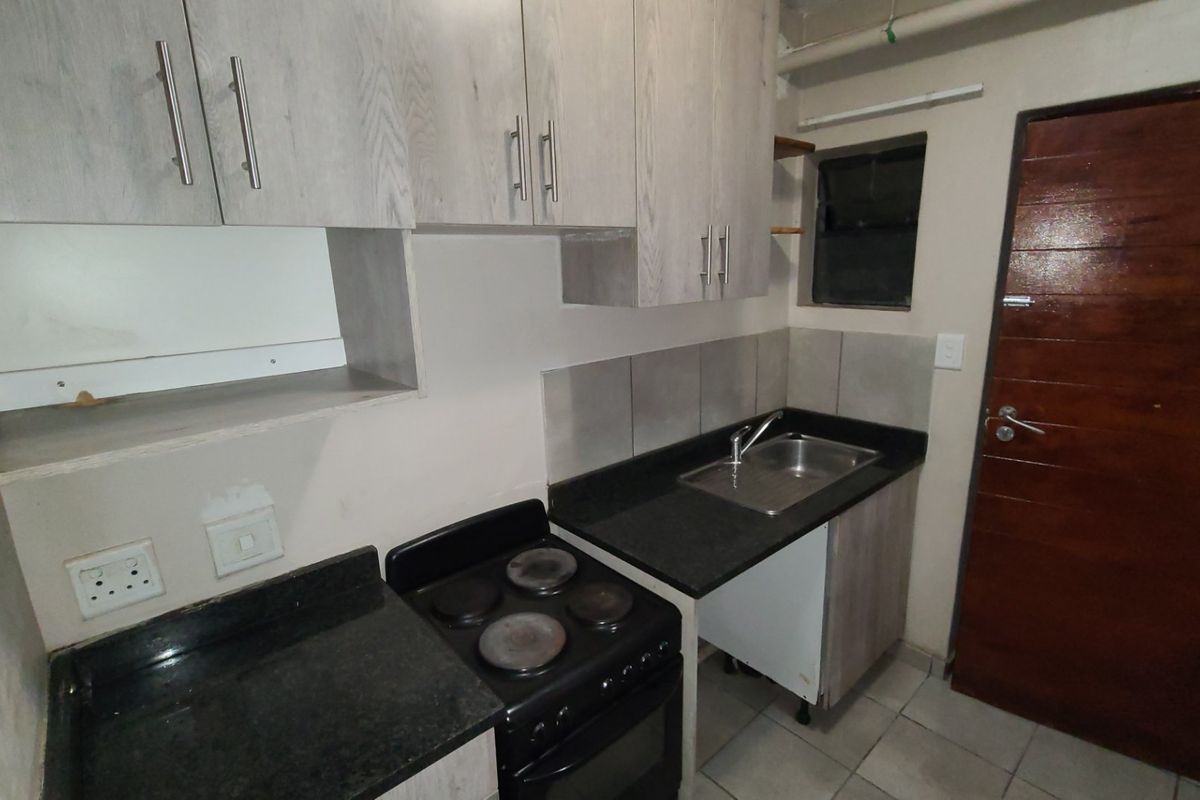 2 Bedroom Apartment / Flat for Sale in Belhar - Photo 4