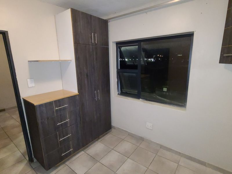 2 Bedroom Apartment / Flat for Sale in Belhar - Photo 8