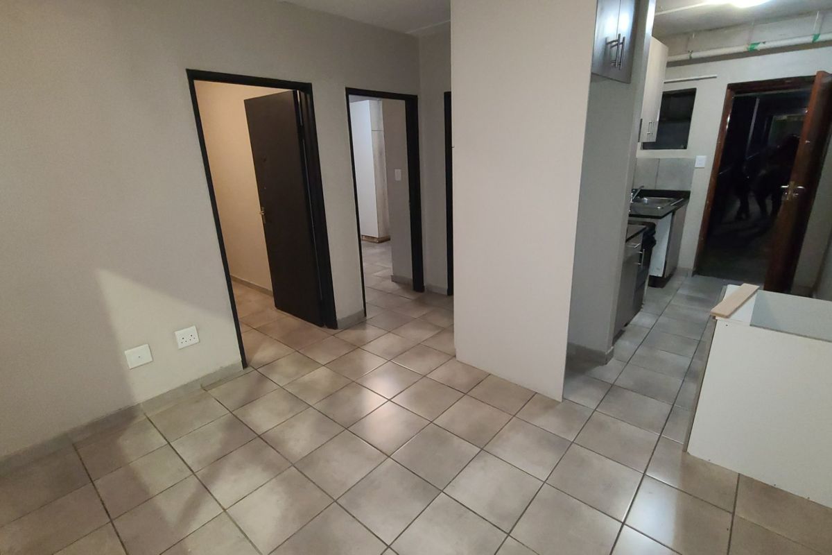 2 Bedroom Apartment / Flat for Sale in Belhar - Photo 5