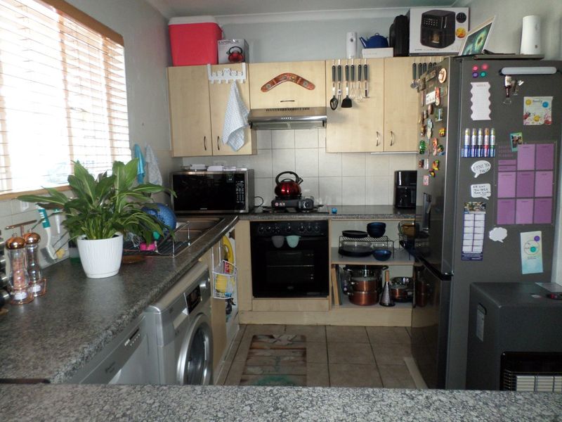 Lock Up and Go in Secure complex - Photo 2