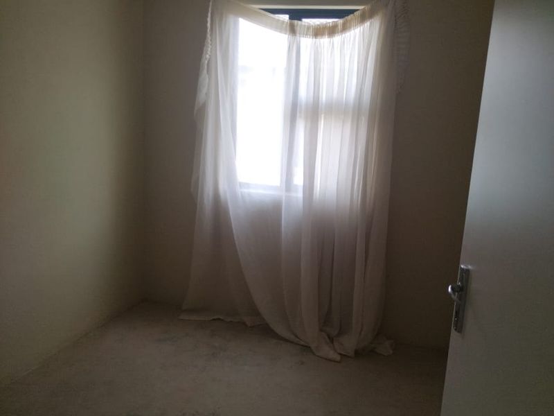 3-Bedroom Home with Potential for Personalization - Photo 7
