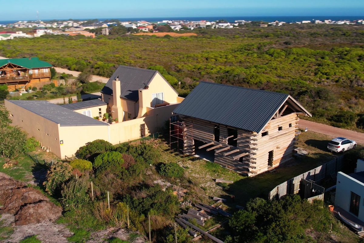 3 Bedroom house in Betty's bay - Photo 4