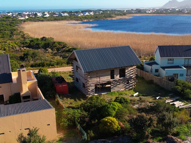 3 Bedroom house in Betty's bay - Photo 6