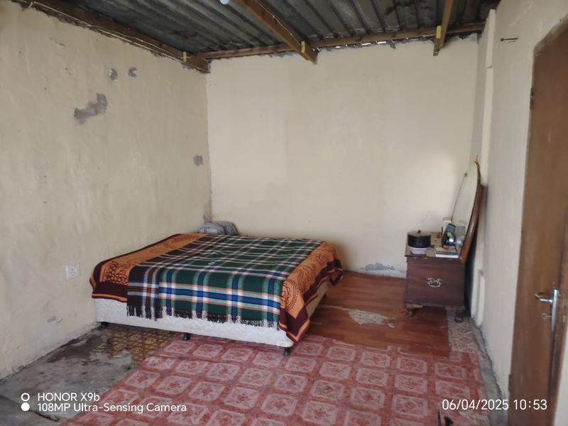 2-Bedroom House for Sale in Embhekweni, Mdantsane - Photo 3