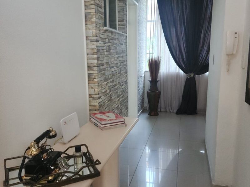 LOOKING FOR SPACE, SECURITY AND CENTRALLY POSITIONED HOME? THEN READ ON !!!! - Photo 8
