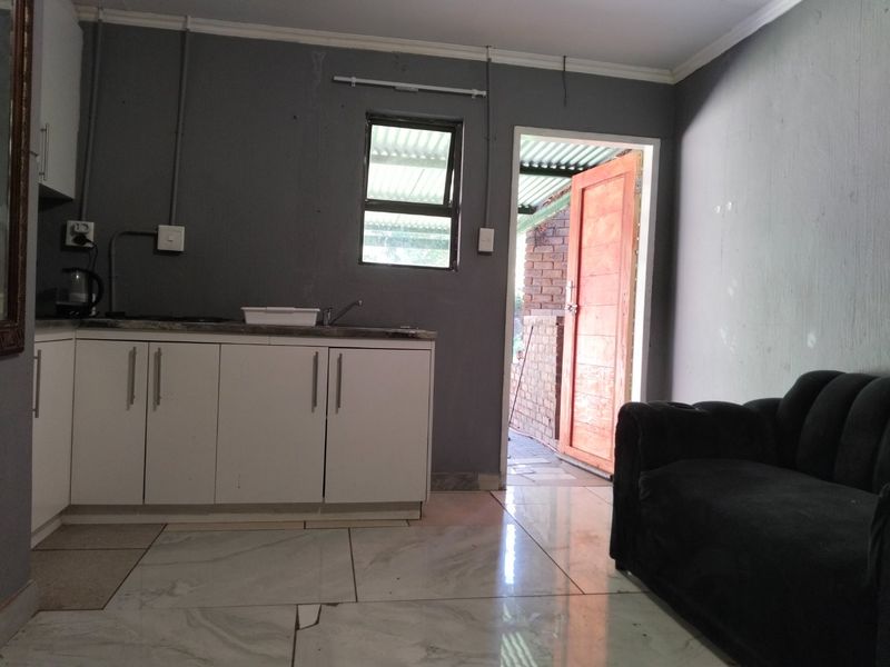 1 Bedroom Cottage to Rent - Photo 5