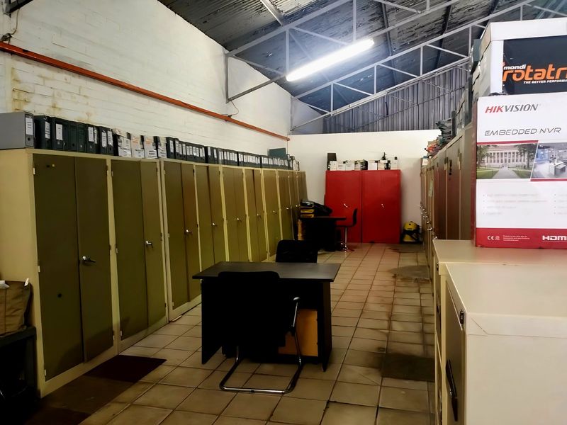 Versatile Commercial Property For Sale – Old East End, Bloemfontein - Photo 8