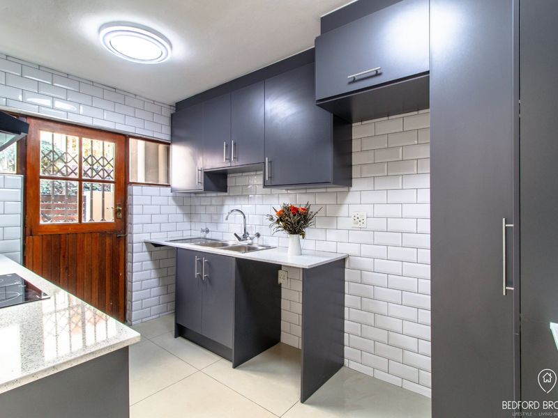 3 Bedroom Duplex for Sale In Bedfordview - Photo 6