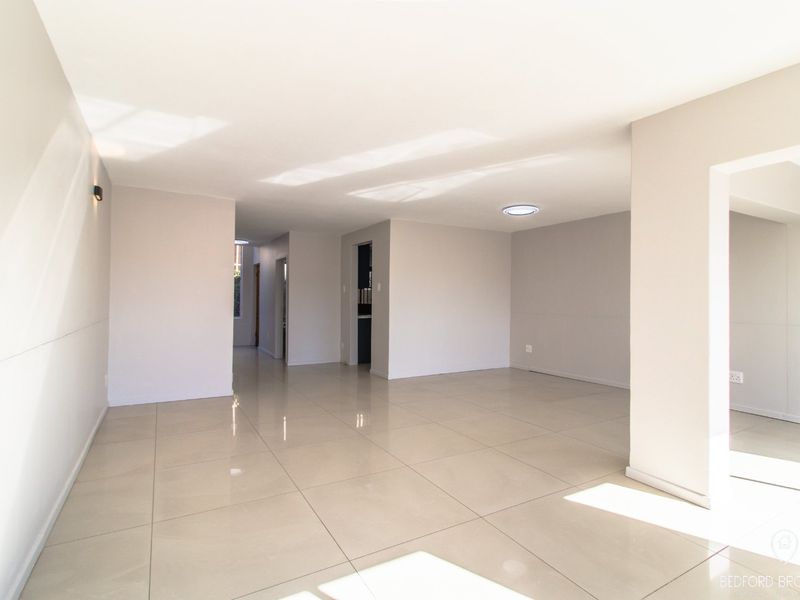 3 Bedroom Duplex for Sale In Bedfordview - Photo 7