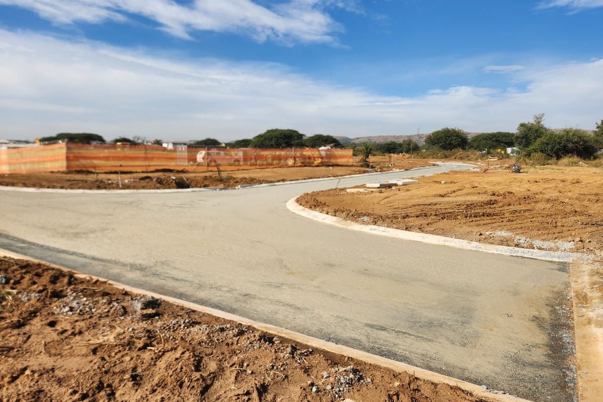 Now selling!!  - Photo 5