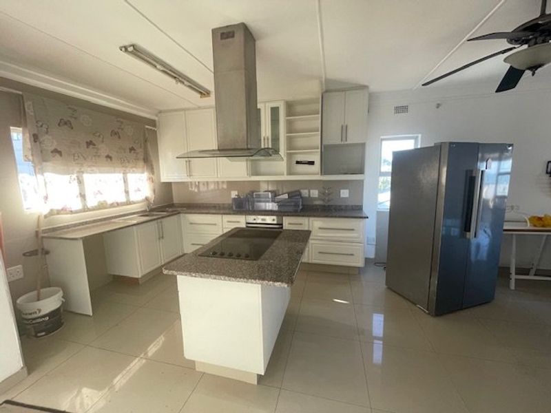 Beachside Bliss in Ramsgate – 3-Bedroom Apartment for Sale! - Photo 4