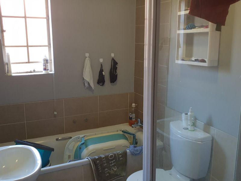 Ground Floor Gem in Sought-After Rose Stone Estate, Monavoni - Photo 10