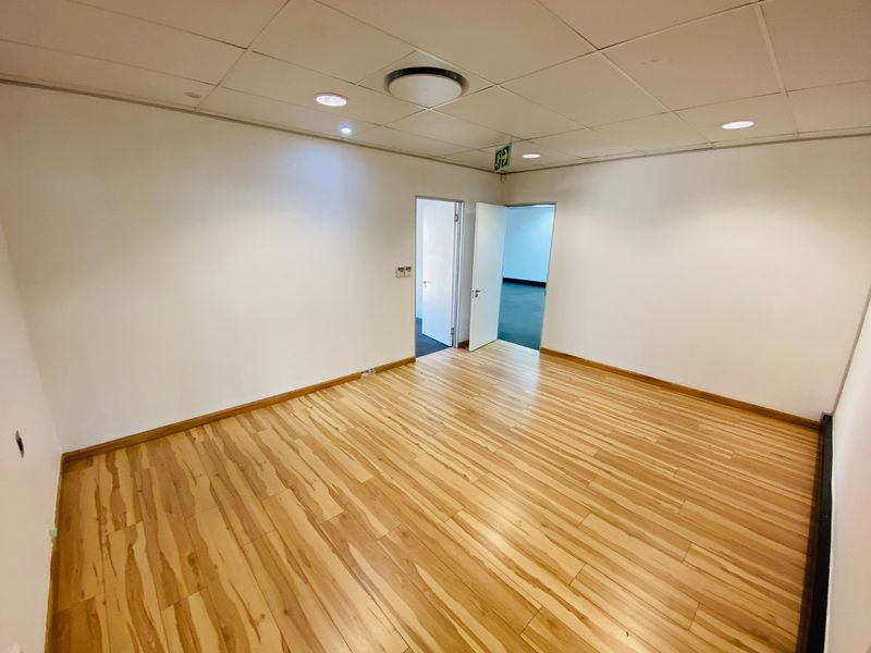 A-Grade Office Space To Let In Strubens Valley - Photo 8