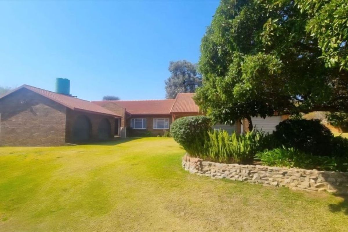 Elegant Estate Living with Premium Amenities - Photo 3