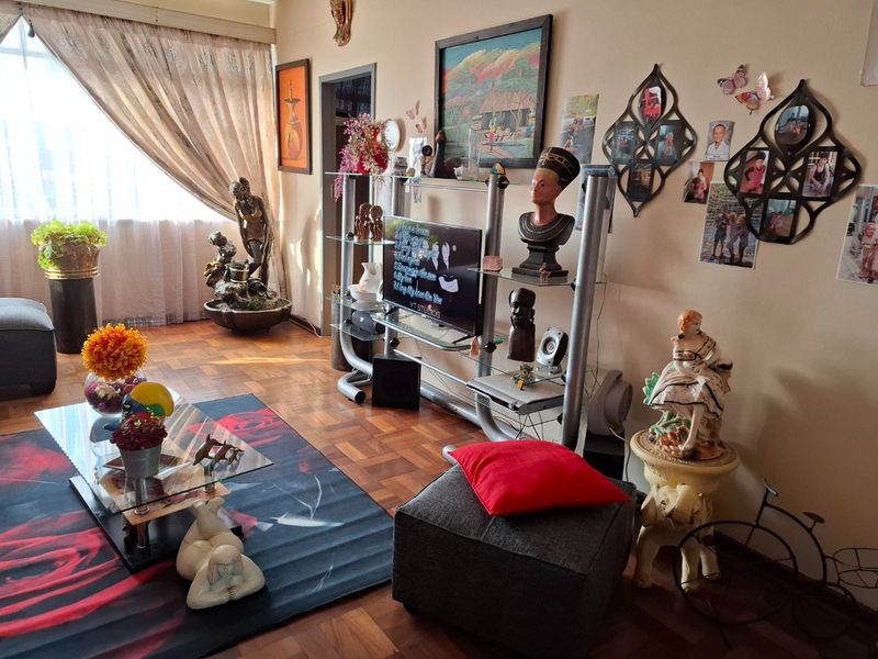 Beautiful De Kock street Quiet & Clean - Photo 3