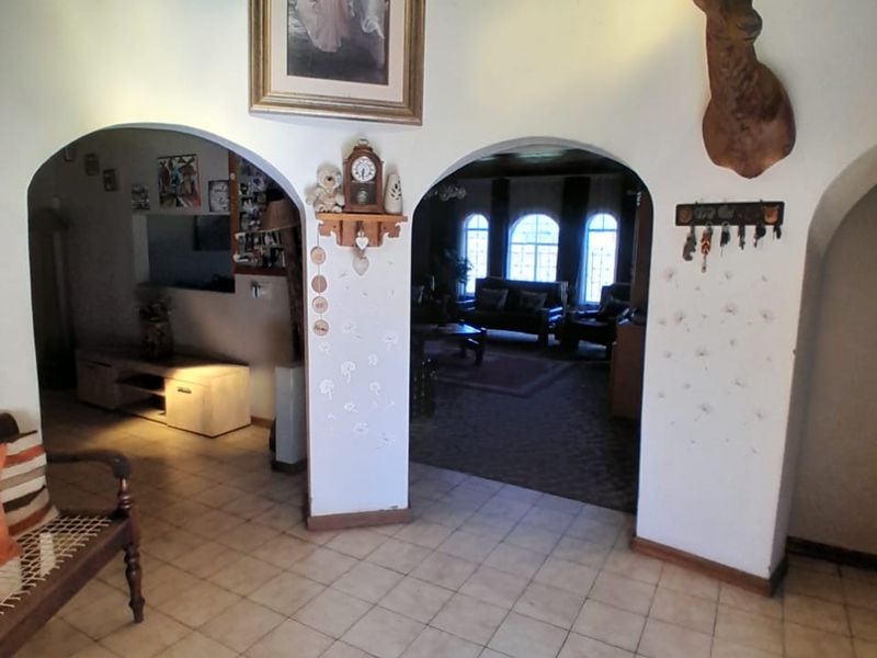 Versatile Family Home with Flatlet &amp; Waterfront Views – Deneysville - Photo 10