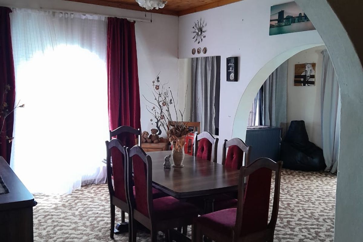 Versatile Family Home with Flatlet &amp; Waterfront Views – Deneysville - Photo 3