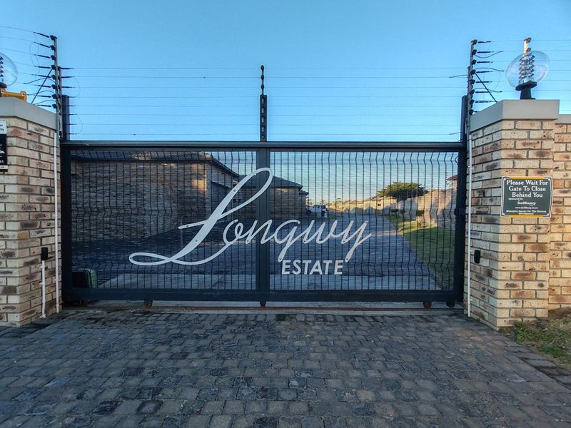 Stylish Security & Sophisticated Living in this Estate Gem - Photo 3