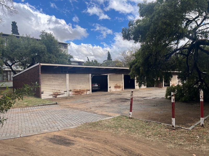 Bachelor apartment in Sasolburg  - Photo 5