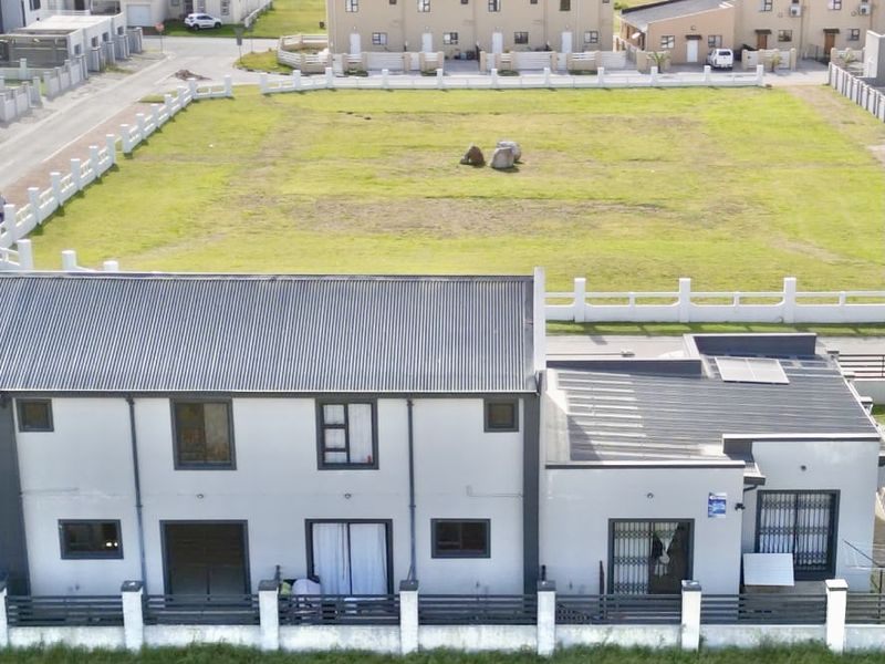 Ultra modern well designed show piece - Photo 2