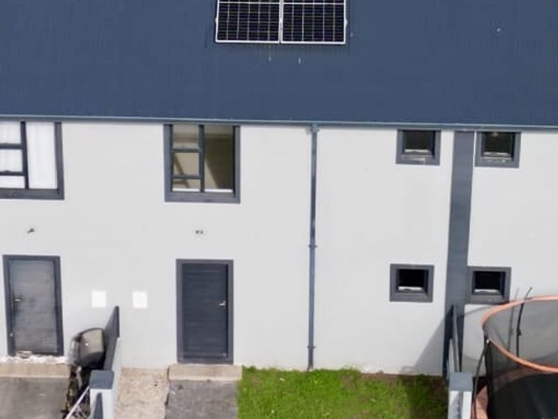 Ultra modern well designed show piece - Photo 4