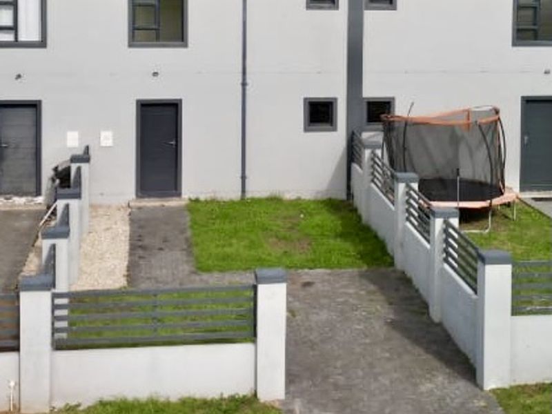 Ultra modern well designed show piece - Photo 5