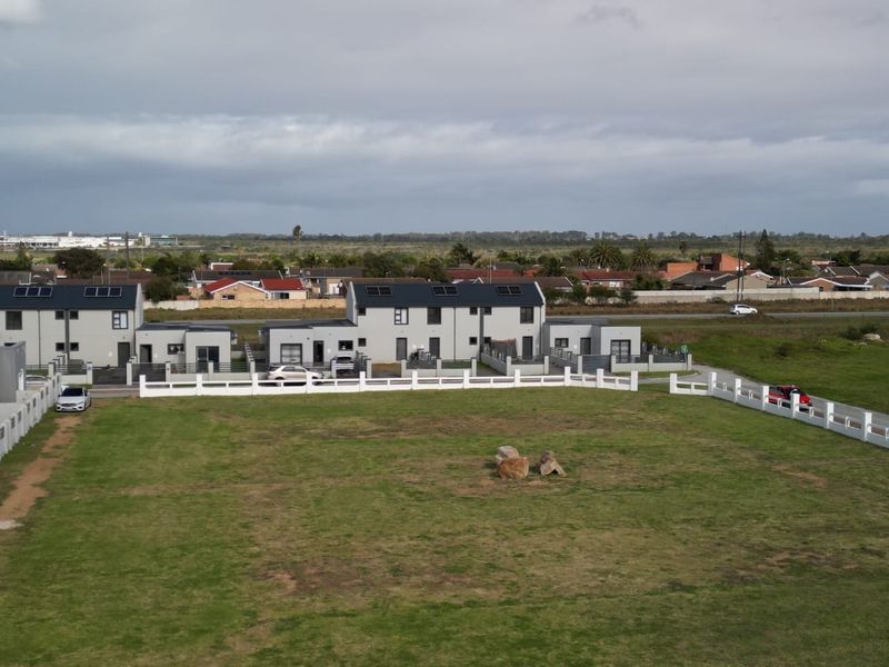 Ultra modern well designed show piece - Photo 7