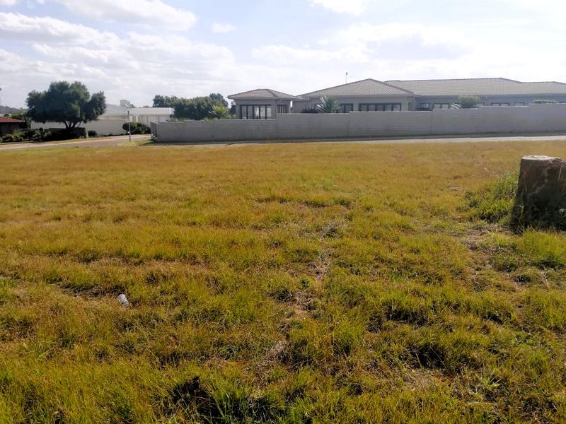 Spacious Freehold Stand in a Prestigious Golfing Estate on the Banks of the Vaal Dam - Photo 7