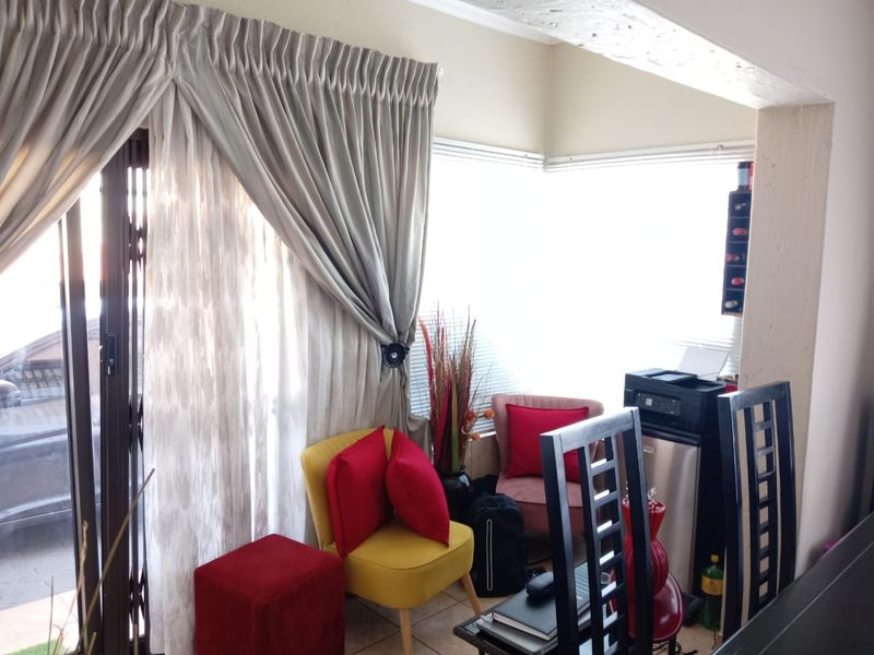 Freestanding 4-Bedroom Home For Sale – Soshanguve Block F - Photo 7