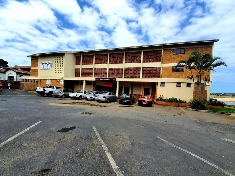 Commercial Property On The Beachfront  - Photo 7