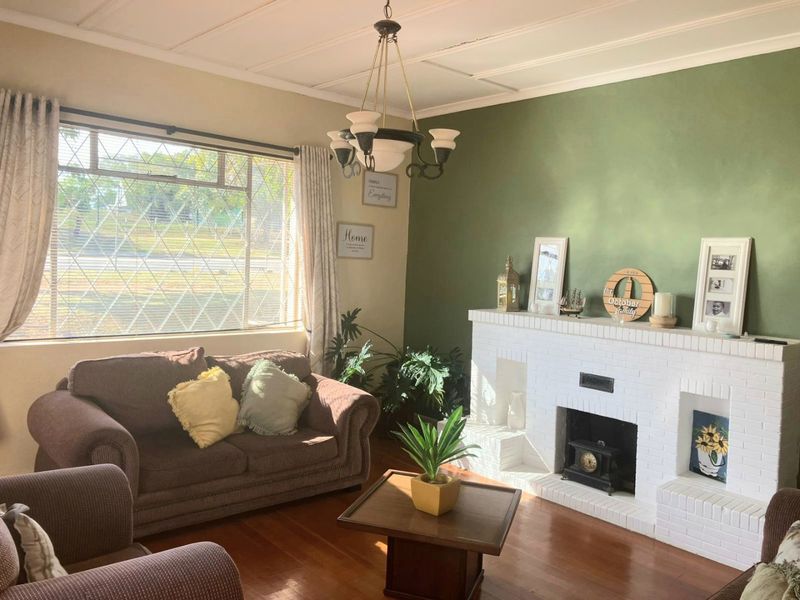 House for sale in Mosel, Uitenhage/Kariega - Photo 6