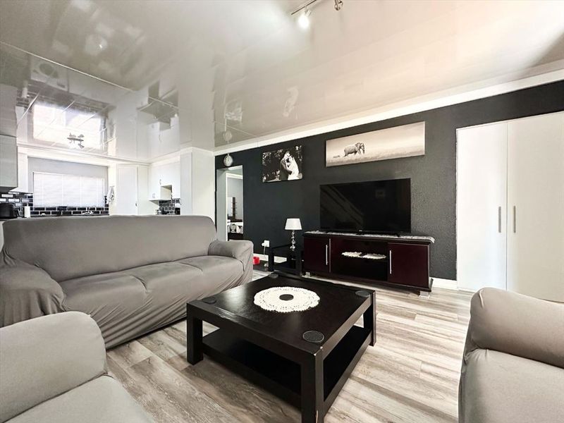 Stylish Three-Bedroom Home with Pool and Study - Photo 3