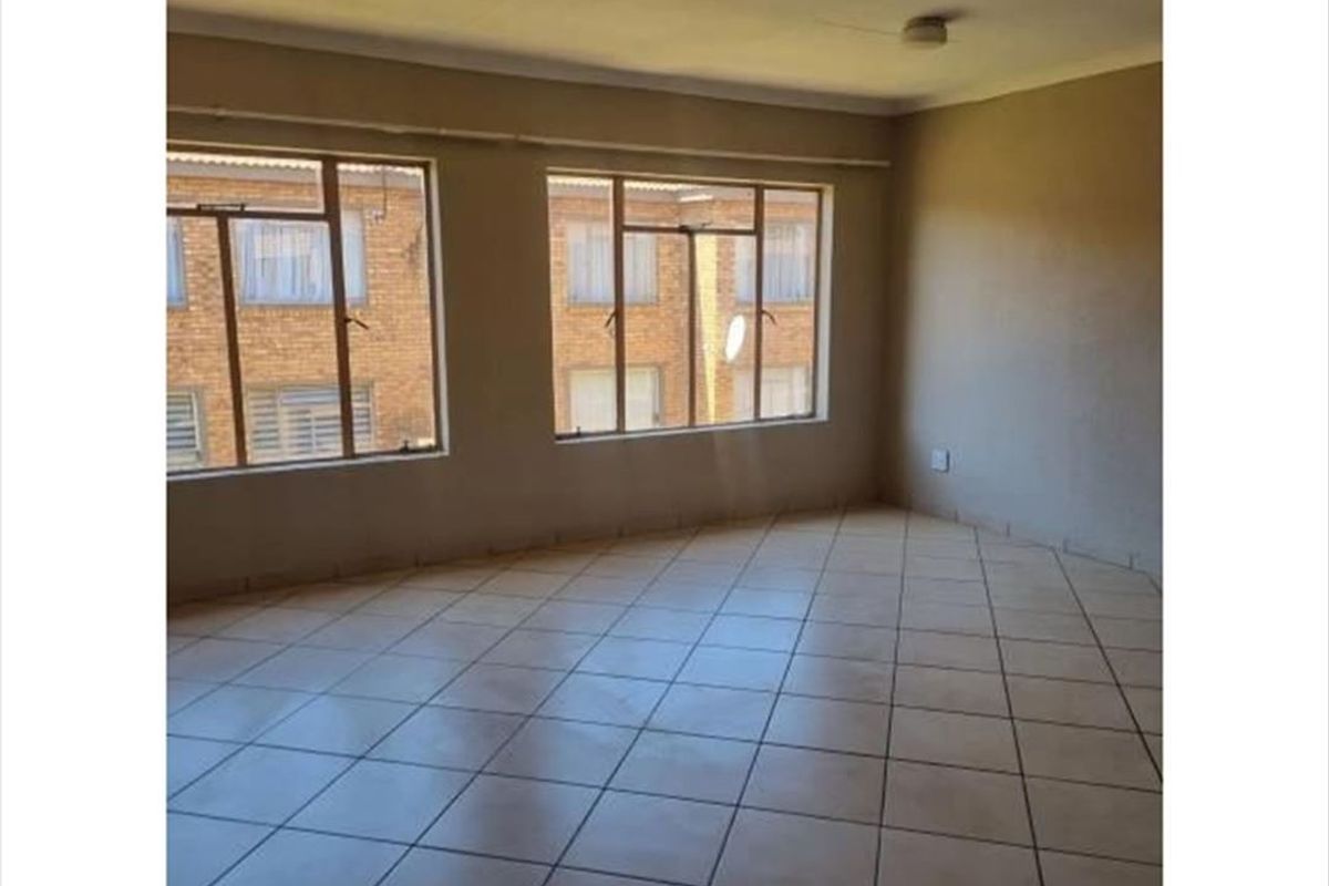 Neat One-Bedroom Home with Carport - Photo 2