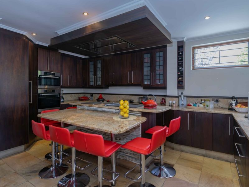 Elevated Living on the Ridge of Kensington!!! - Photo 10