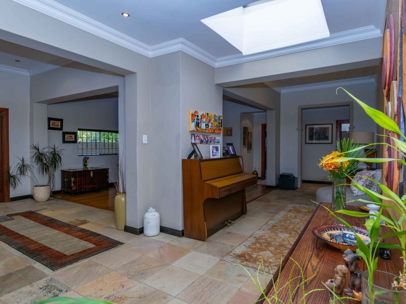 Elevated Living on the Ridge of Kensington!!! - Photo 7