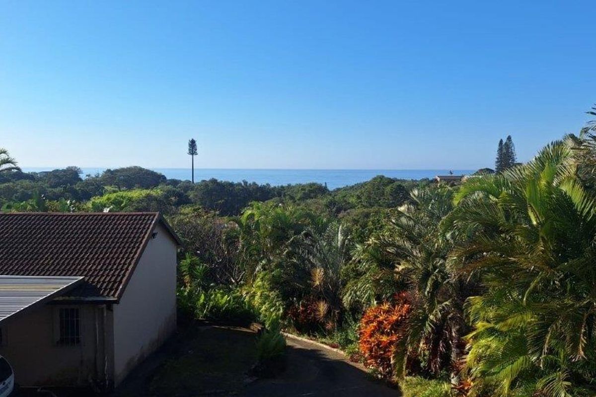 Spacious 3-Bedroom Home with Sea Views and 3 Income-Generating Flatlets – Hibberdene - Photo 5