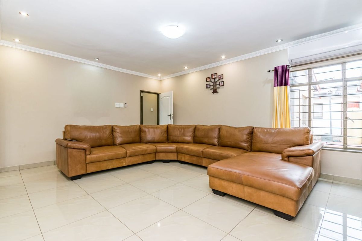 Ideal Modern Home for Sale in Laudium - Photo 5