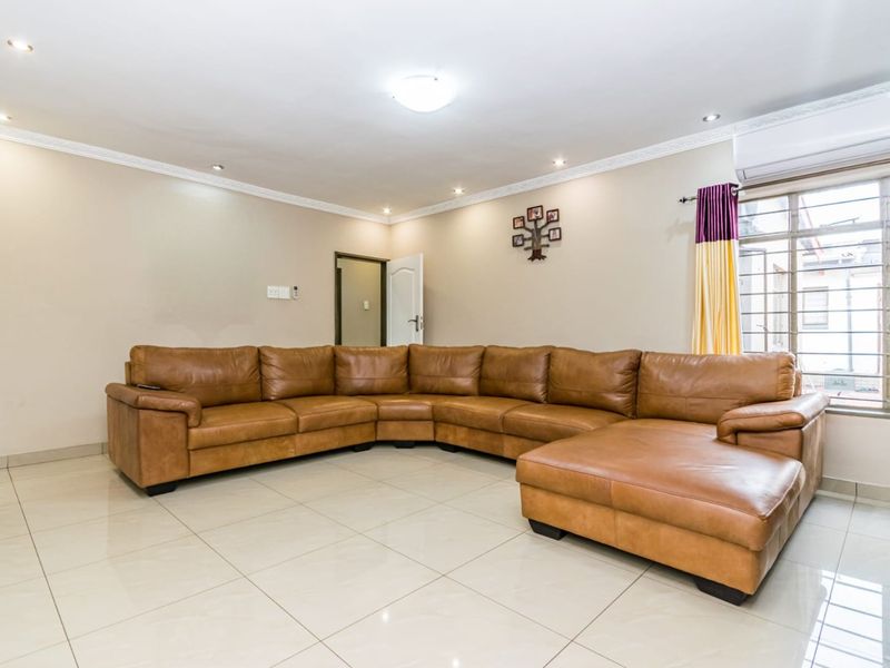 Ideal Modern Home for Sale in Laudium - Photo 5