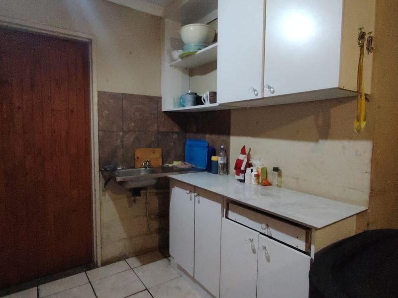 House For Sale in Devon Park - Photo 10