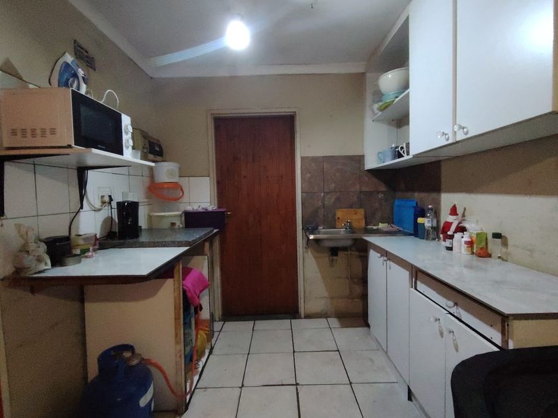 House For Sale in Devon Park - Photo 9