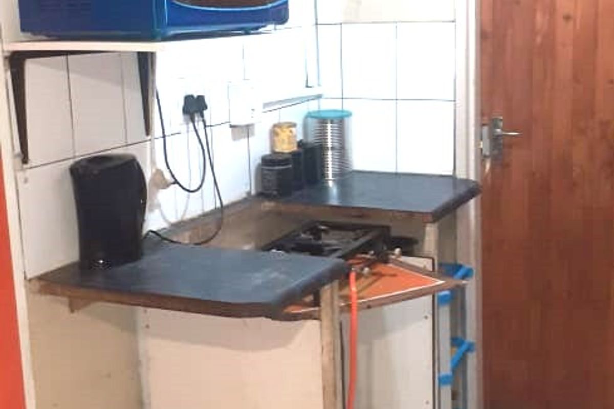 House For Sale in Devon Park - Photo 5