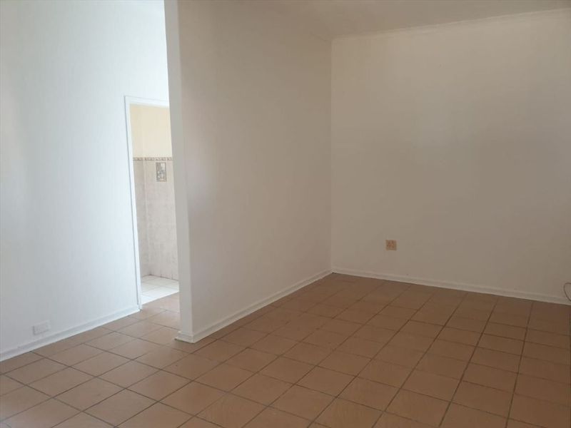 Charming Two-Bedroom Home with Practical Layout - Photo 3