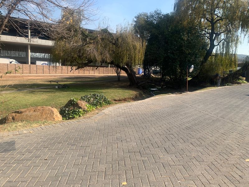 Stunning 2 Bedroom Townhouse for Sale at Mulbarton.  - Photo 2