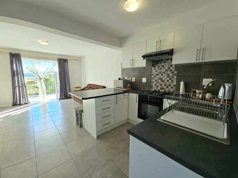 Modern two bedroom Townhouse/flat in secured complex - Photo 10