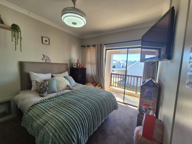 Family home in sought after estate  - Photo 9