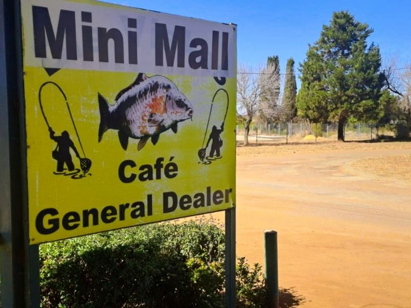 Versatile Commercial Property with Multiple Income Streams - Deneysville - Photo 4