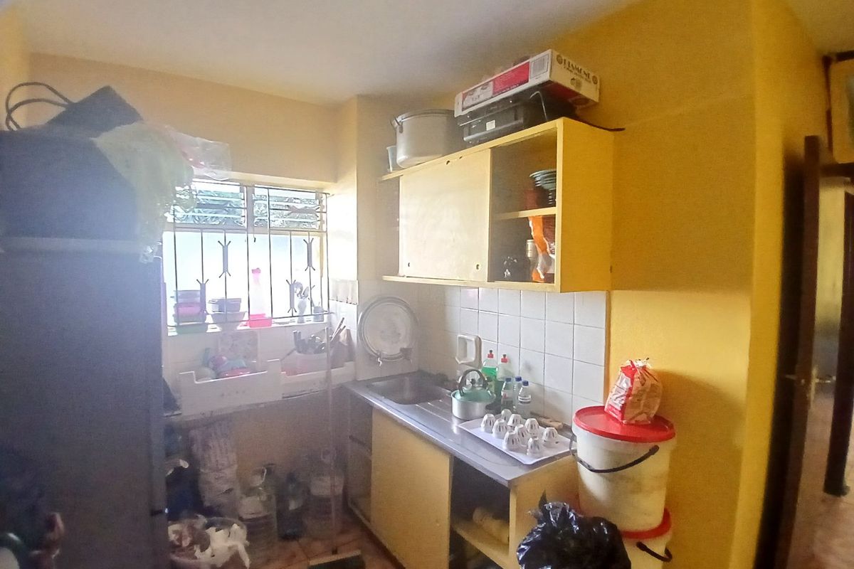 1.5 BEDROOM FLAT FOR SALE IN SUNNYSIDE  - Photo 2